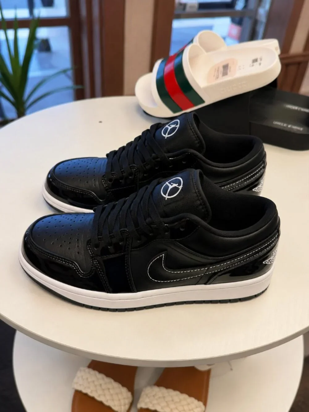 Jordan Air Jordan 1 Low Mens Solid Black/White Lace-Up Low Top Sneakers